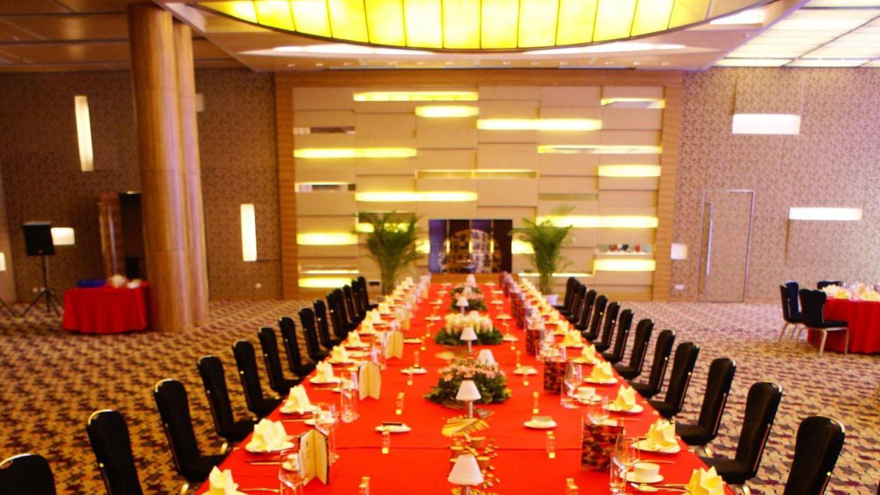 Holiday Inn Binhai Tianjin, an IHG hotel Ngoại thất bức ảnh