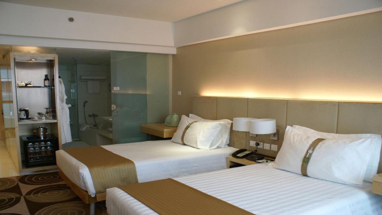 Holiday Inn Binhai Tianjin, an IHG hotel Ngoại thất bức ảnh