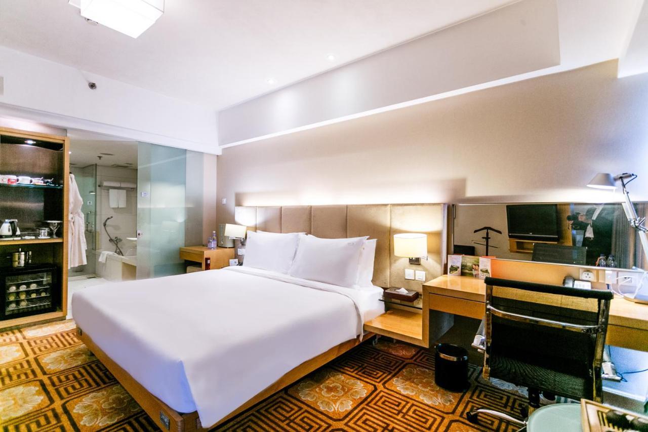 Holiday Inn Binhai Tianjin, an IHG hotel Ngoại thất bức ảnh